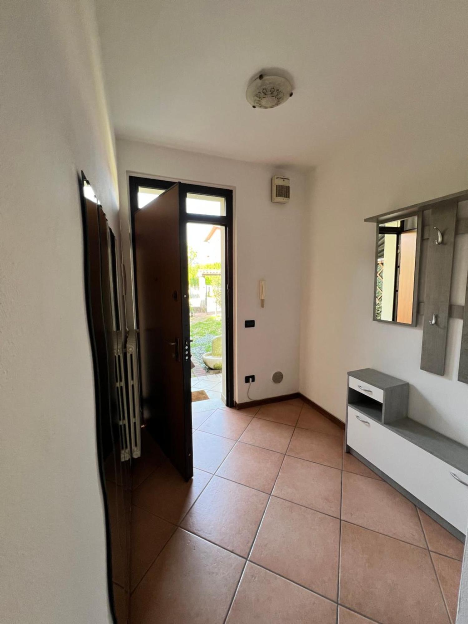 Magic Desenzano Apartment Дезенцано-дель-Гарда Экстерьер фото