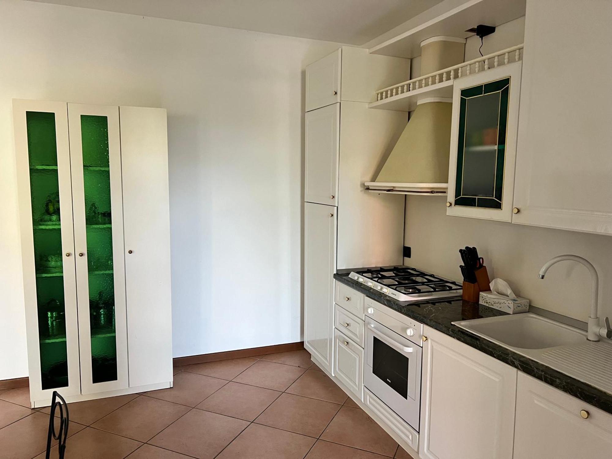 Magic Desenzano Apartment Дезенцано-дель-Гарда Экстерьер фото